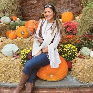 Meet your Posher, Savannah